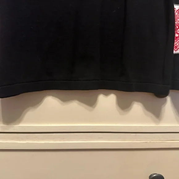 Black and Red V-Neck Fair Isle Women’s Sweater - Picture 6 of 8
